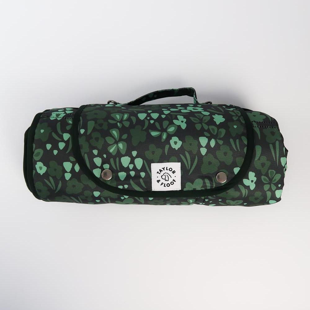 High-quality settle mat with Green floral design for dogs, perfect for promoting calm behaviour and supporting travel or training needs.